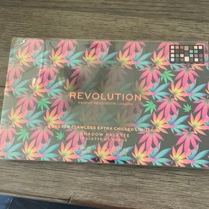 Revolution makeup palette unopened/new and never used